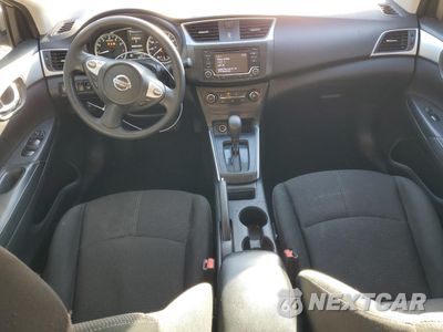 Zdjęcie 8 z 13 samochodu: 2018 NISSAN SENTRA S VIN:3N1AB7AP0JY301266 - miniatura