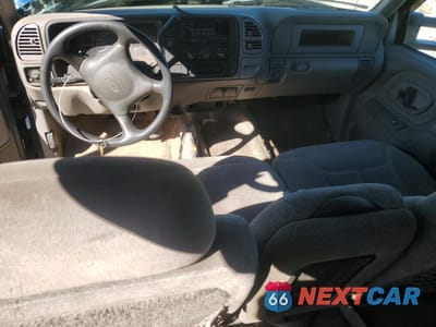 Zdjęcie 8 z 12 samochodu: 2000 CHEVROLET GMT-400 K3500 VIN:1GCHK33J9YF460785 - miniatura