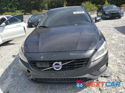 Piąte zdjęcie samochodu w środku: 2018 VOLVO V60 T5 WAGON DYNAMIC VIN:YV140MELXJ2389290 - miniatura