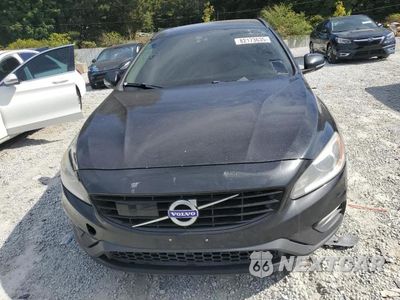 Piąte zdjęcie samochodu w środku: 2018 VOLVO V60 T5 WAGON DYNAMIC VIN:YV140MELXJ2389290 - miniatura