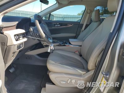 Zdjęcie 7 z 13 samochodu: 2023 LINCOLN NAUTILUS RESERVE VIN:2LMPJ8KP2PBL21664 - miniatura