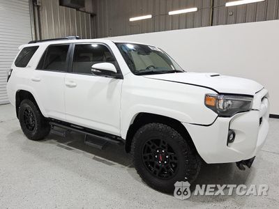 Czwarte zdjęcie samochodu z boku: 2024 TOYOTA 4RUNNER SR5 PREMIUM VIN:JTERU5JR8R6284716 - miniatura