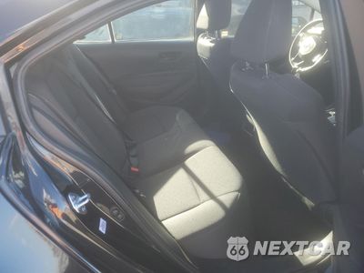 Zdjęcie 10 z 12 samochodu: 2022 TOYOTA COROLLA LE VIN:JTDEPMAE7NJ214701 - miniatura