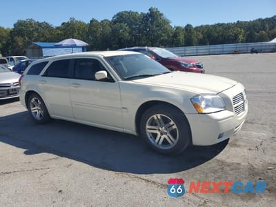 Czwarte zdjęcie samochodu z boku: 2005 DODGE MAGNUM R/T VIN:2D8GV58265H656291 - miniatura