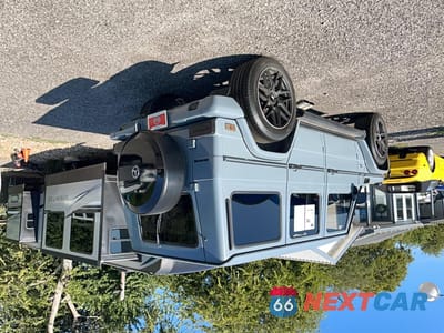 Trzecie zdjęcie samochodu z tyłu: 2002 MERCEDES-BENZ G 500 VIN:WDCYR49EX2X133092 - miniatura