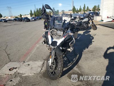 Drugie zdjęcie samochodu z przodu: 2016 BMW R1200 GS ADVENTURE VIN:WB10A1208GZ664744 - miniatura