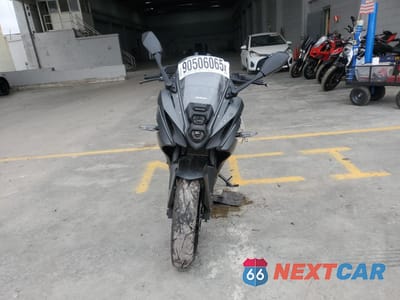 Drugie zdjęcie samochodu z przodu: 2025 SUZUKI GSX800 F VIN:JS1EM13B6S7100072 - miniatura