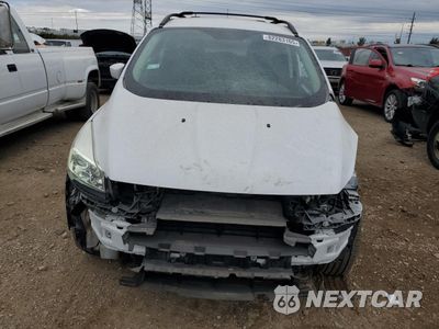 Piąte zdjęcie samochodu w środku: 2016 FORD ESCAPE SE VIN:1FMCU9GX5GUC77850 - miniatura