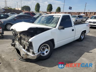 1998 CHEVROLET GMT-400 C1500 1GCEC14W1WZ271803 - główne zdjęcie licytacji z USA - miniatura