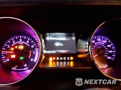 Zdjęcie 9 z 12 samochodu: 2015 FORD MUSTANG VIN:1FATP8UH8F5424938 - miniatura