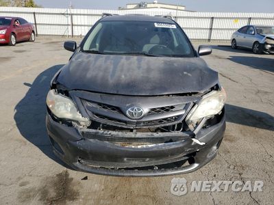 Piąte zdjęcie samochodu w środku: 2011 TOYOTA COROLLA BASE VIN:JTDBU4EE1B9132756 - miniatura