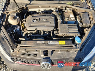 Zdjęcie 12 z 16 samochodu: 2015 VOLKSWAGEN GTI VIN:3VW4T7AUXFM080588 - miniatura