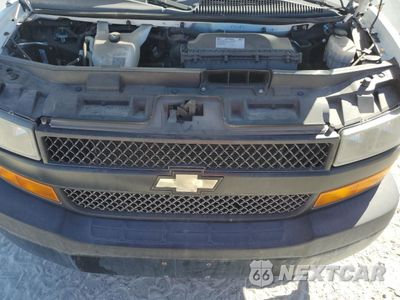 Zdjęcie 12 z 16 samochodu: 2018 CHEVROLET EXPRESS G2500 VIN:1GCWGAFP4J1194592 - miniatura