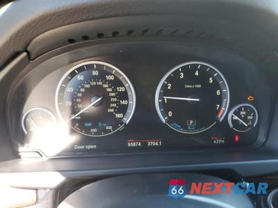 Zdjęcie 9 z 12 samochodu: 2017 BMW X5 XDR40E VIN:5UXKT0C37H0V96322 - miniatura