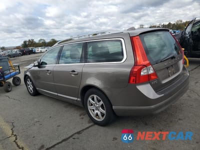 Drugie zdjęcie samochodu z przodu: 2008 VOLVO V70 3.2 VIN:YV1BW982881041106 - miniatura
