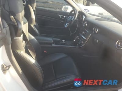Zdjęcie 10 z 14 samochodu: 2015 MERCEDES-BENZ SLK 250 VIN:WDDPK4HA6FF109653 - miniatura