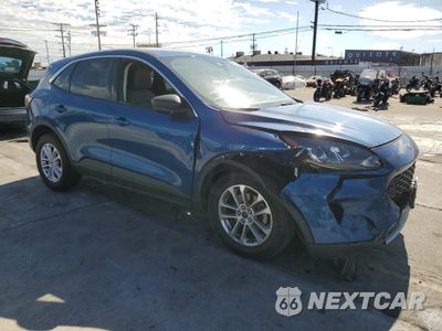 Czwarte zdjęcie samochodu z boku: 2022 FORD ESCAPE SE VIN:1FMCU9G65NUA70489 - miniatura