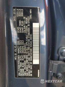 Zdjęcie 13 z 14 samochodu: 2019 VOLVO XC60 T5 MOMENTUM VIN:LYV102DK1KB229854 - miniatura