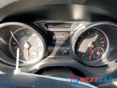 Zdjęcie 9 z 12 samochodu: 2018 MERCEDES-BENZ CLA 250 VIN:WDDSJ4EB2JN560989 - miniatura
