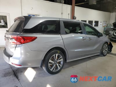 Trzecie zdjęcie samochodu z tyłu: 2023 HONDA ODYSSEY TOURING VIN:5FNRL6H87PB046027 - miniatura