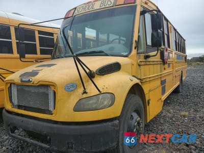 Zdjęcie 9 z 10 samochodu: 2009 THOMAS SAF-T-LINER C2 - SCHOOL BUS VIN:4UZABRDJ19CAH1204 - miniatura