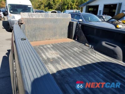 Zdjęcie 10 z 12 samochodu: 2008 FORD F250 SUPER DUTY VIN:1FTNF21568EC52070 - miniatura