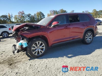 2024 TOYOTA GRAND HIGHLANDER XLE 5TDAAAA58RS002641 - główne zdjęcie licytacji z USA - miniatura