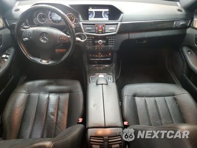 Zdjęcie 8 z 14 samochodu: 2010 MERCEDES-BENZ E 550 VIN:WDDHF7CB2AA031081 - miniatura