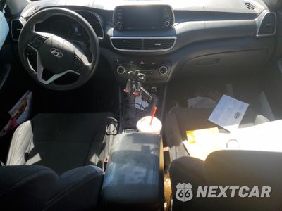 Zdjęcie 8 z 12 samochodu: 2020 HYUNDAI TUCSON SE VIN:KM8J23A45LU209339 - miniatura