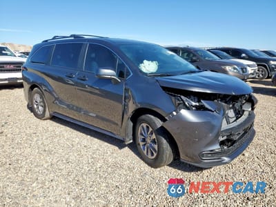 Czwarte zdjęcie samochodu z boku: 2025 TOYOTA SIENNA LE 8 PASSENGER VIN:5TDKRKEC3SS239345 - miniatura