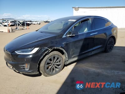 2019 TESLA MODEL X 5YJXCDE22KF180691 - główne zdjęcie licytacji z USA - miniatura
