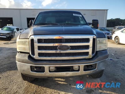 Piąte zdjęcie samochodu w środku: 2006 FORD F350 SRW SUPER DUTY VIN:1FTWW31P96ED79677 - miniatura
