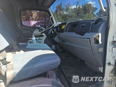 Piąte zdjęcie samochodu w środku: 2016 MITSUBISHI FUSO TRUCK OF AMERICA INC FE FEC72W VIN:JL6BPH1A6GK000133 - miniatura