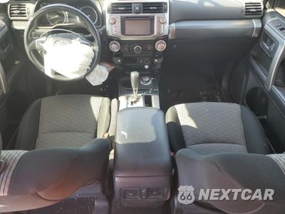 Zdjęcie 8 z 13 samochodu: 2019 TOYOTA 4RUNNER SR5/SR5 PREMIUM VIN:JTEBU5JR9K5646811 - miniatura