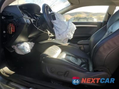 Zdjęcie 7 z 11 samochodu: 2010 AUDI A5 PREMIUM PLUS VIN:WAULFAFR8AA055988 - miniatura