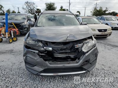 Piąte zdjęcie samochodu w środku: 2020 NISSAN ROGUE S VIN:KNMAT2MT2LP516643 - miniatura