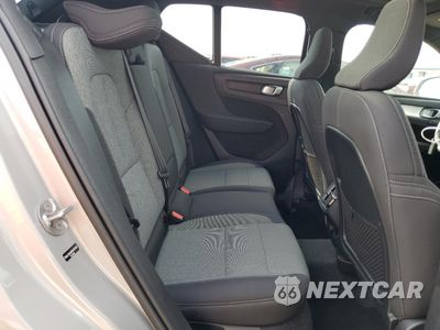 Zdjęcie 11 z 16 samochodu: 2025 VOLVO XC40 CORE VIN:YV4L12UJ6S2473169 - miniatura