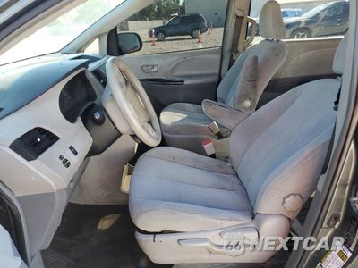 Zdjęcie 7 z 15 samochodu: 2012 TOYOTA SIENNA BASE VIN:5TDKA3DC3CS013743 - miniatura