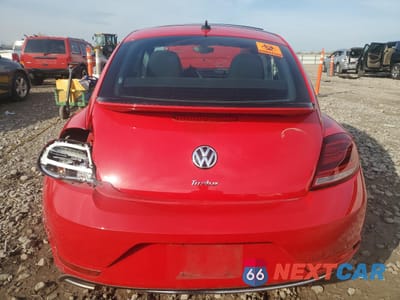 Zdjęcie 6 z 12 samochodu: 2018 VOLKSWAGEN BEETLE S VIN:3VWFD7AT2JM704938 - miniatura