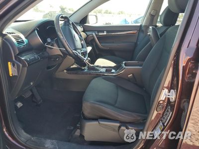 Zdjęcie 7 z 16 samochodu: 2015 KIA SORENTO LX VIN:5XYKT4A69FG633867 - miniatura