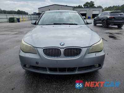 Piąte zdjęcie samochodu w środku: 2007 BMW 525 XI VIN:WBANF33577CW69837 - miniatura