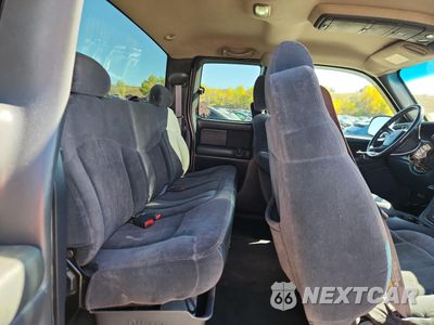 Zdjęcie 10 z 12 samochodu: 2002 CHEVROLET SILVERADO K2500 HEAVY DUTY VIN:1GCHK29U12E222485 - miniatura