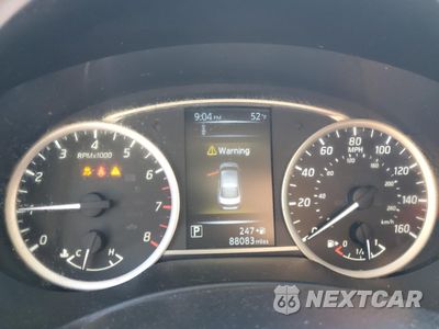 Zdjęcie 9 z 13 samochodu: 2018 NISSAN SENTRA S VIN:3N1AB7AP0JY301266 - miniatura