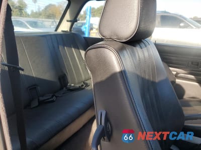 Zdjęcie 10 z 12 samochodu: 1986 BMW 325 E VIN:WBAAB5403G9675625 - miniatura