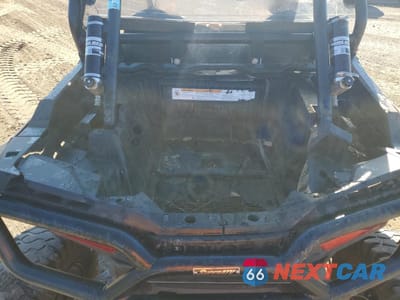 Zdjęcie 6 z 11 samochodu: 2014 POLARIS RZR 1000 XP EPS VIN:4XAST1EA1EB923128 - miniatura