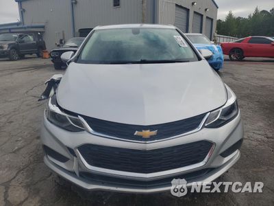 Piąte zdjęcie samochodu w środku: 2017 CHEVROLET CRUZE LT VIN:1G1BE5SM9H7239064 - miniatura