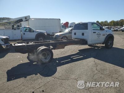 Trzecie zdjęcie samochodu z tyłu: 2018 RAM 5500 VIN:3C7WRMDJ7JG244030 - miniatura