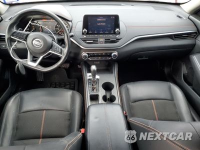 Zdjęcie 8 z 14 samochodu: 2019 NISSAN ALTIMA SR VIN:1N4BL4CV3KN316289 - miniatura