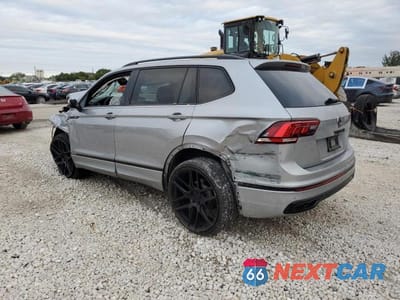 Drugie zdjęcie samochodu z przodu: 2022 VOLKSWAGEN TIGUAN SE R-LINE BLACK VIN:3VVCB7AXXNM000959 - miniatura