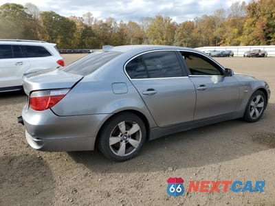 Trzecie zdjęcie samochodu z tyłu: 2006 BMW 530 XI VIN:WBANF73596CG65328 - miniatura
